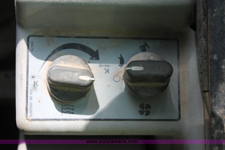 image for item C2514 2000 Bobcat 331C compact excavator