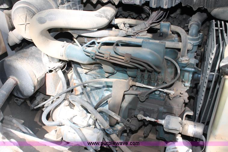 image for item C2514 2000 Bobcat 331C compact excavator