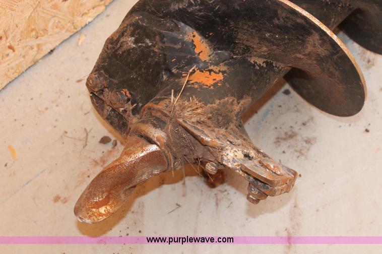 image for item C2516 Toro Dingo TX420 compact track loader