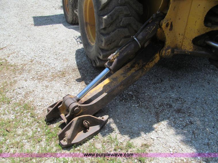 image for item D3279 1986 John Deere 410C backhoe