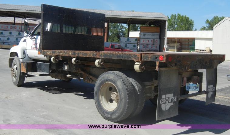 image for item D4117 1998 GMC C6500 flatbed truck