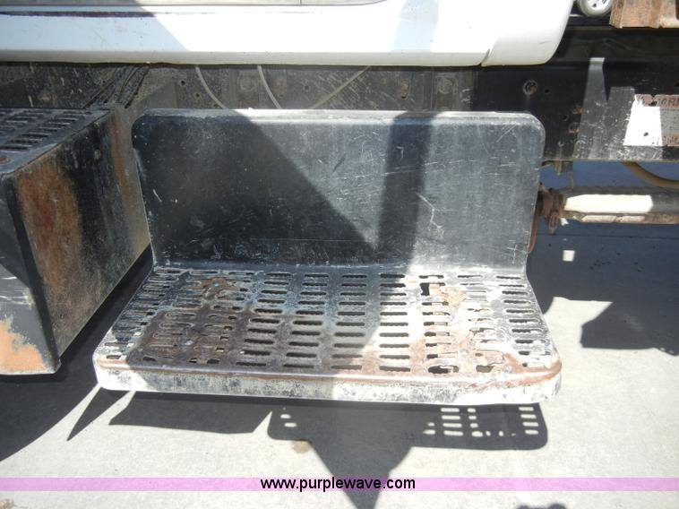 image for item D4117 1998 GMC C6500 flatbed truck