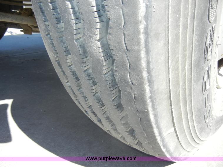 image for item D4117 1998 GMC C6500 flatbed truck