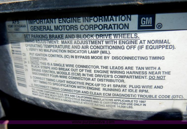 image for item D4117 1998 GMC C6500 flatbed truck