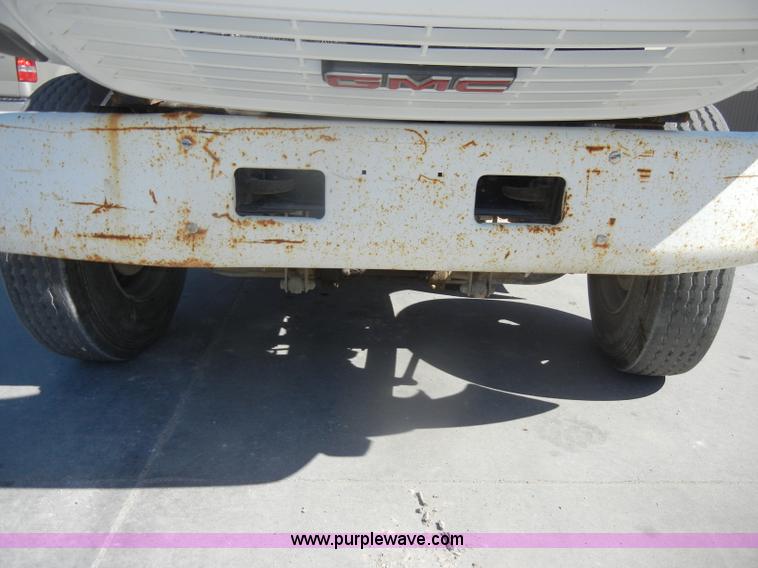 image for item D4117 1998 GMC C6500 flatbed truck