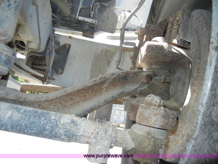 image for item D4117 1998 GMC C6500 flatbed truck