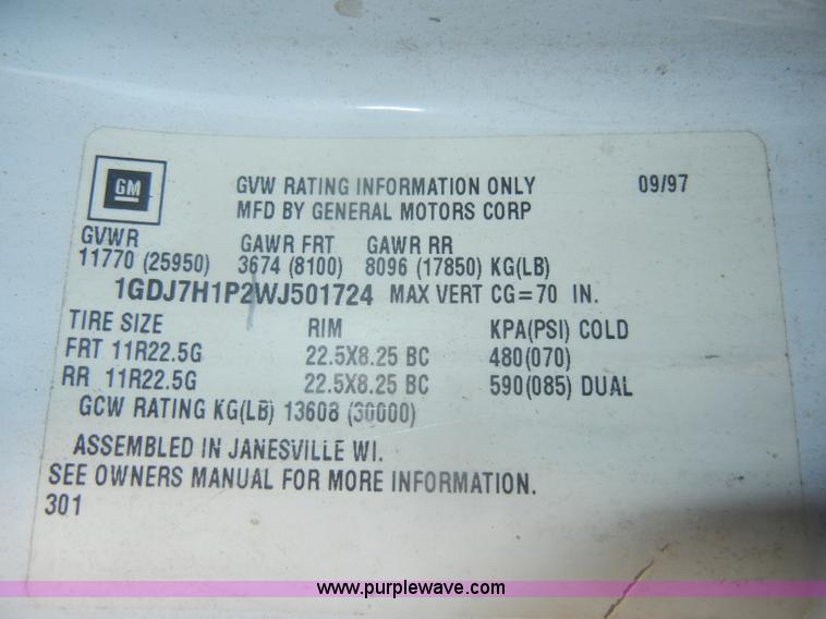 image for item D4117 1998 GMC C6500 flatbed truck