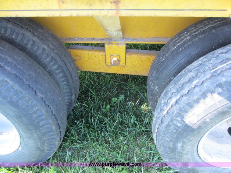 image for item D5523 1993 equipment trailer