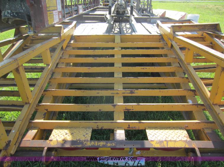 image for item D5523 1993 equipment trailer