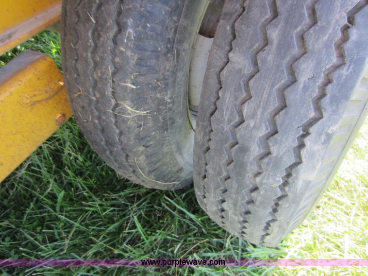 image for item D5523 1993 equipment trailer