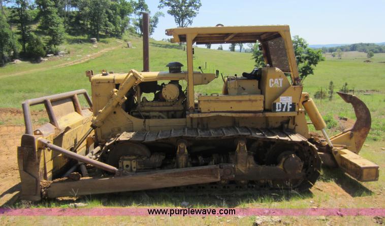image for item D5527 1973 Caterpillar D7F dozer
