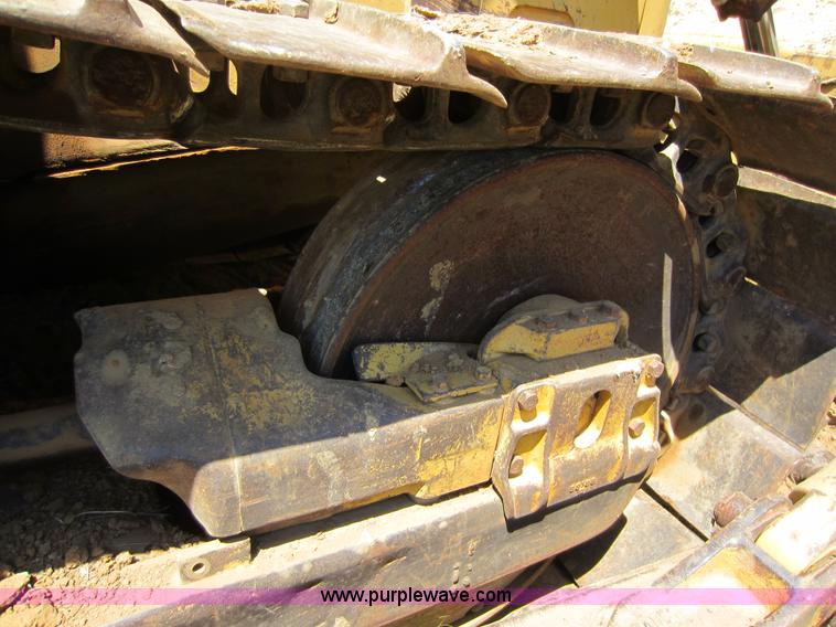 image for item D5527 1973 Caterpillar D7F dozer