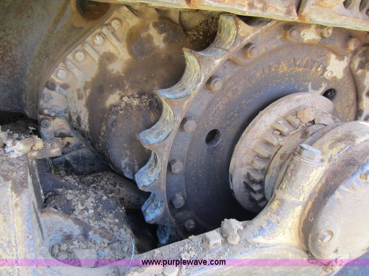 image for item D5527 1973 Caterpillar D7F dozer