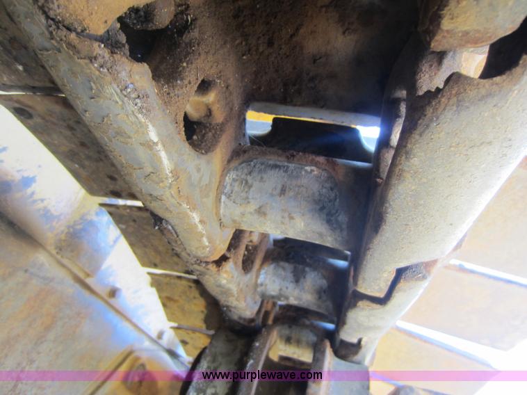 image for item D5527 1973 Caterpillar D7F dozer