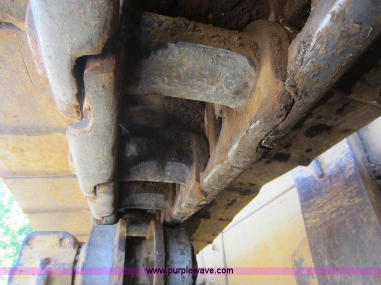 image for item D5527 1973 Caterpillar D7F dozer