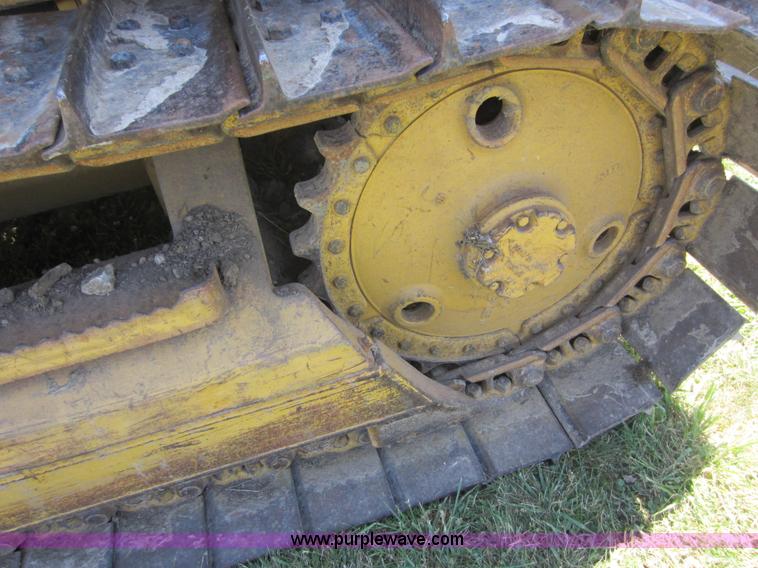 image for item D5541 1989 Caterpillar D3C dozer