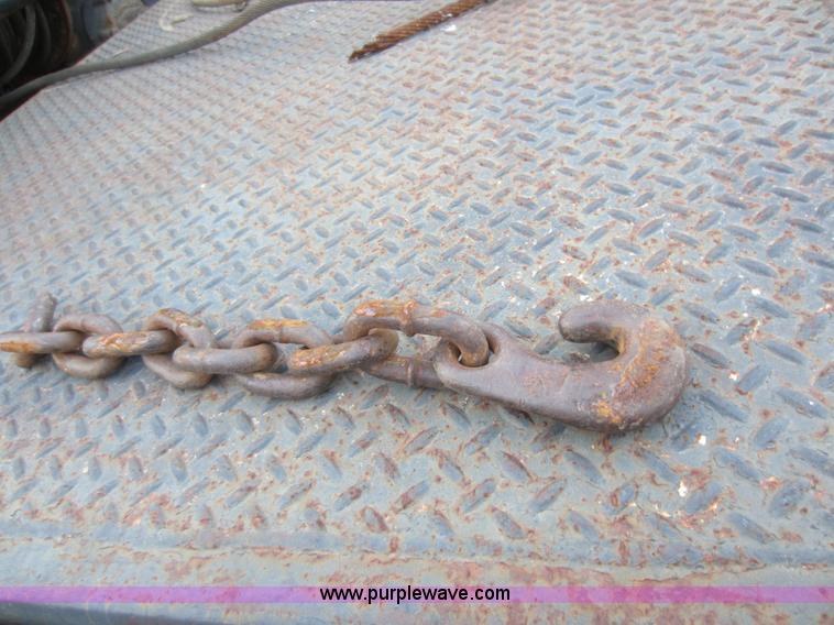 image for item D5545 1994 Ford F600 winch truck