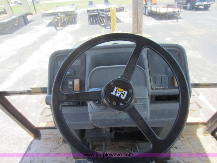 image for item D5547 1997 Caterpillar 416C backhoe