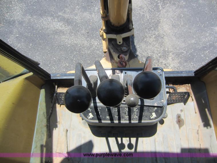image for item D5547 1997 Caterpillar 416C backhoe
