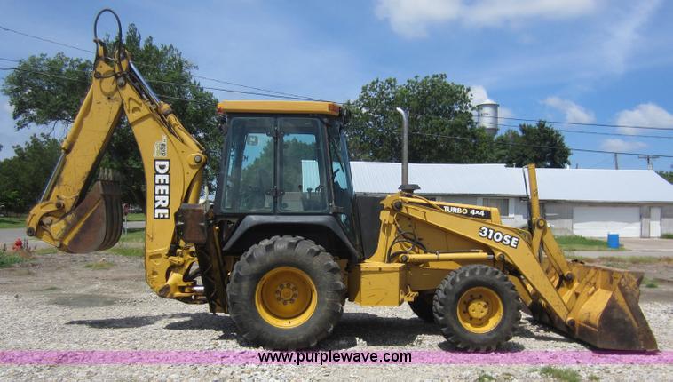 image for item D5565 1998 John Deere 310SE backhoe