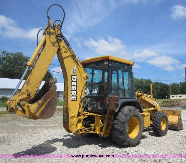 image for item D5565 1998 John Deere 310SE backhoe