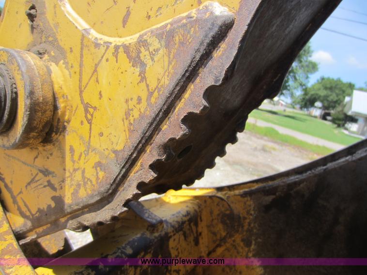 image for item D5565 1998 John Deere 310SE backhoe