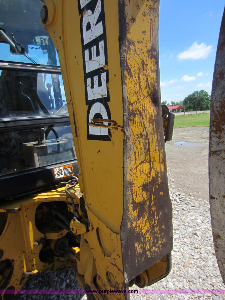 image for item D5565 1998 John Deere 310SE backhoe