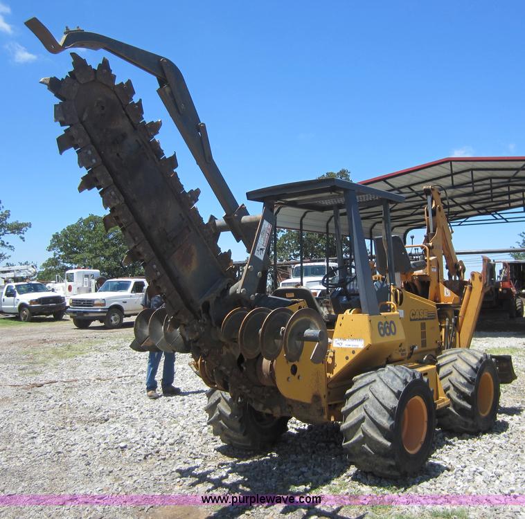image for item D5566 1995 Case 660 trencher