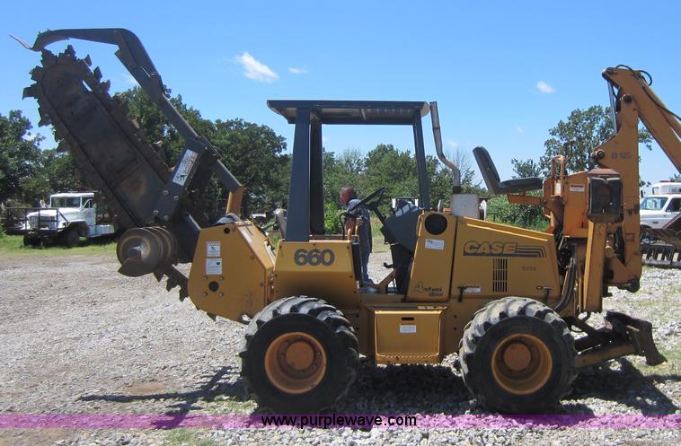 image for item D5566 1995 Case 660 trencher