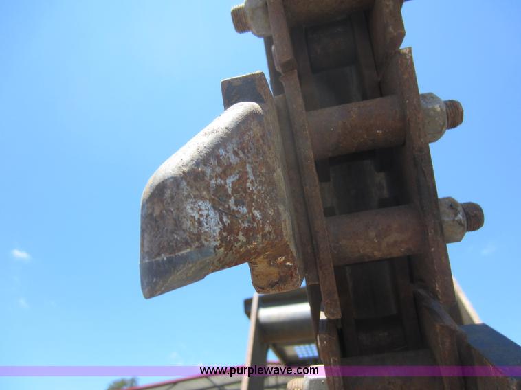 image for item D5566 1995 Case 660 trencher