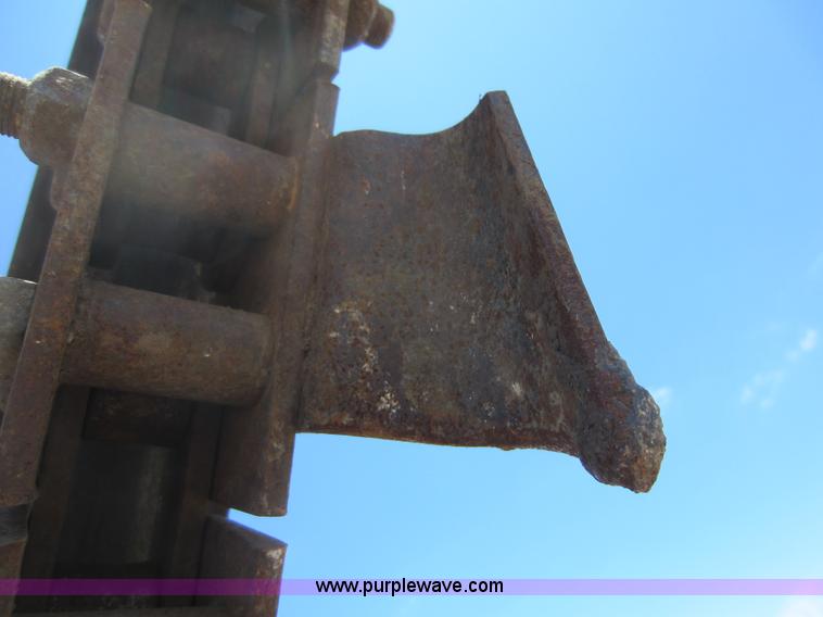 image for item D5566 1995 Case 660 trencher