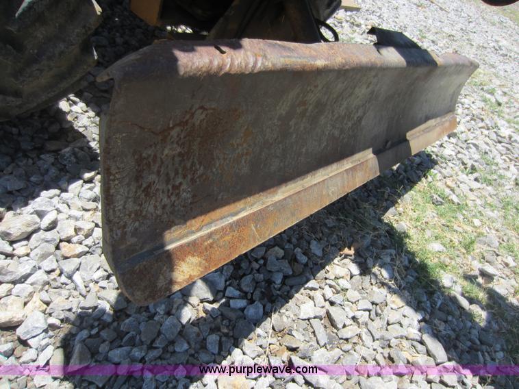 image for item D5566 1995 Case 660 trencher