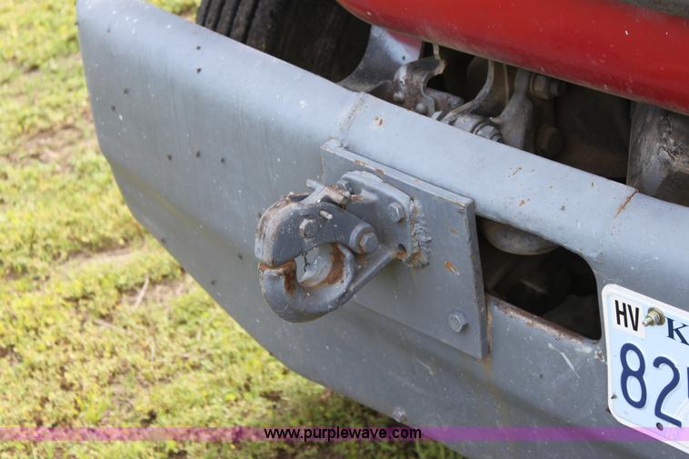 image for item D7996 1993 Ford LT8000 tandem axle water tender truck