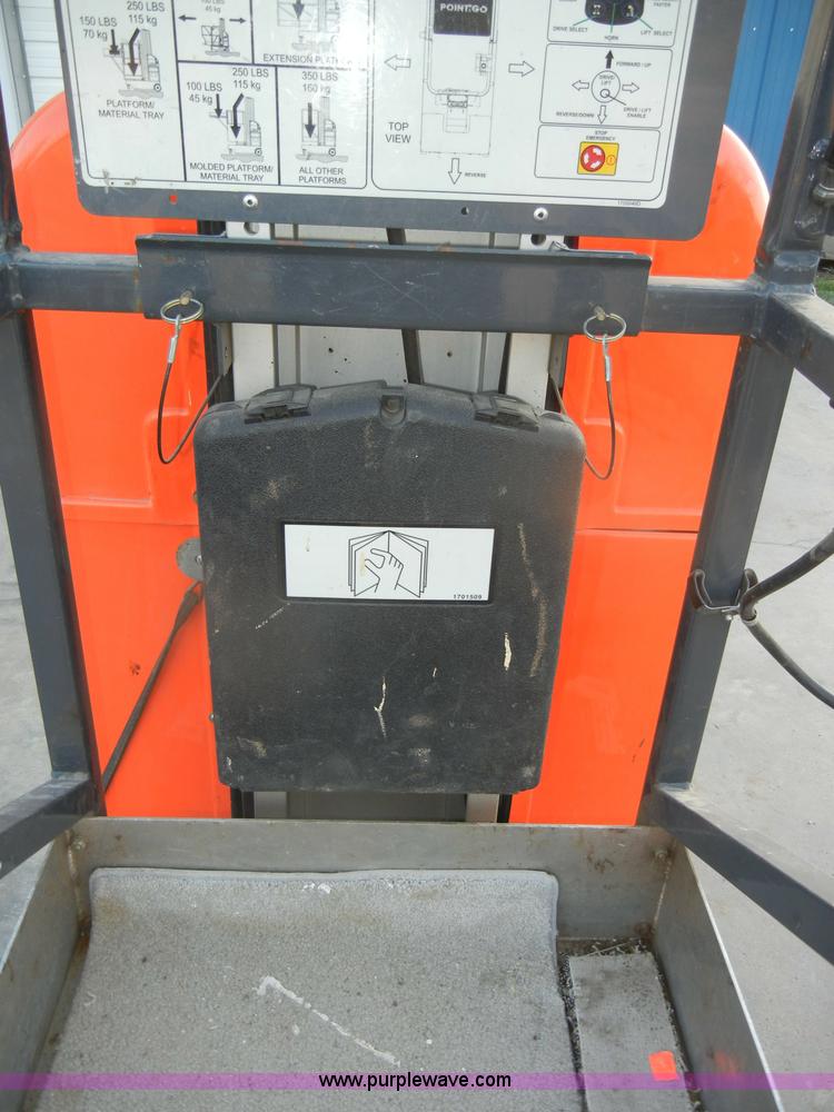 image for item N9758 2004 JLG J6043 electric lift