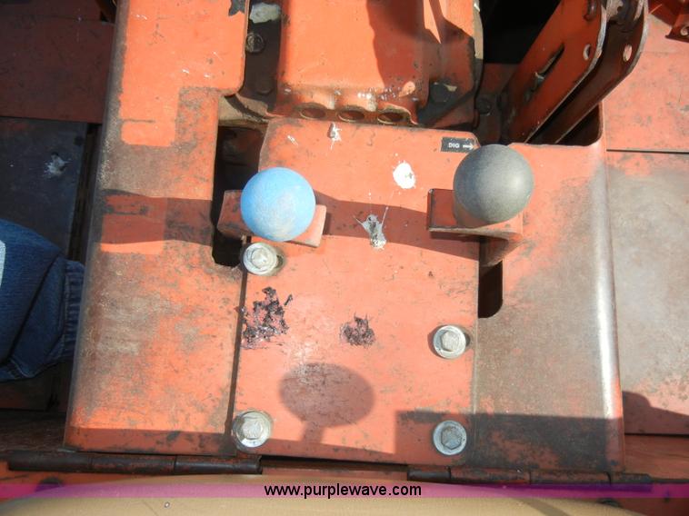 image for item N9760 Ditch Witch 6510 trencher