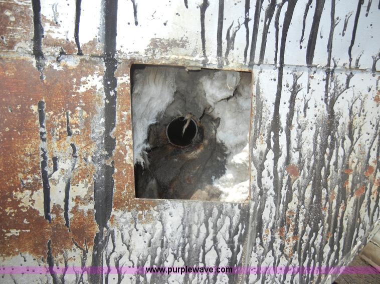 image for item N9777 10,000 gallon hot oil tank on skids