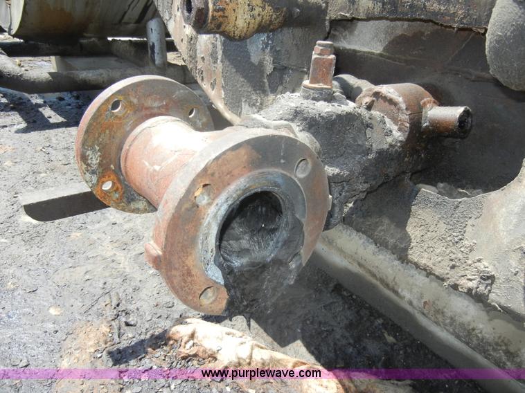 image for item N9778 10,000 gallon hot oil tank on skids