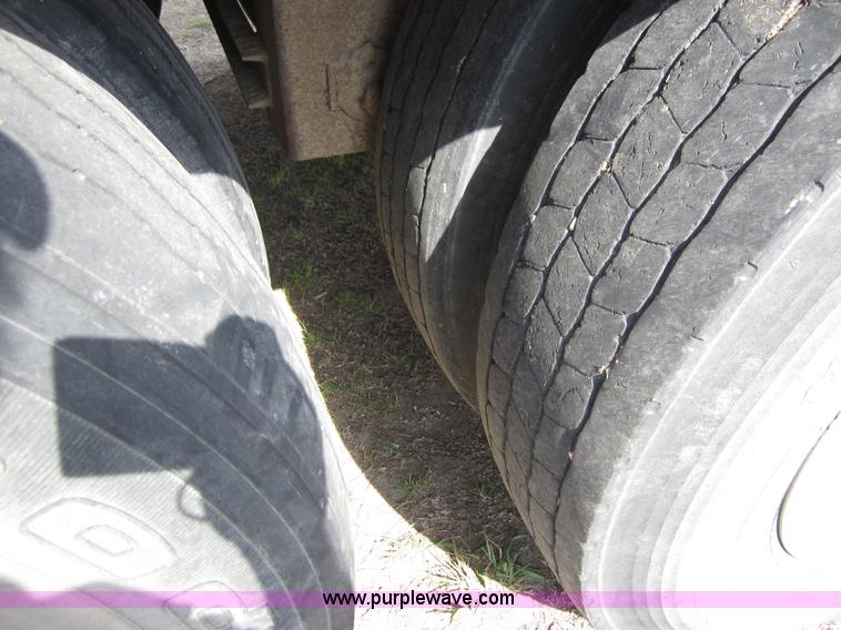 image for item A3881 2000 Eby 50' livestock trailer