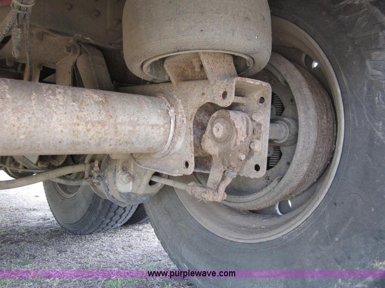 image for item A3881 2000 Eby 50' livestock trailer