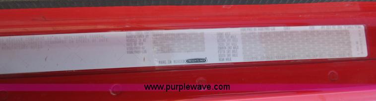 image for item A3886 2008 Freightliner Columbia semi truck