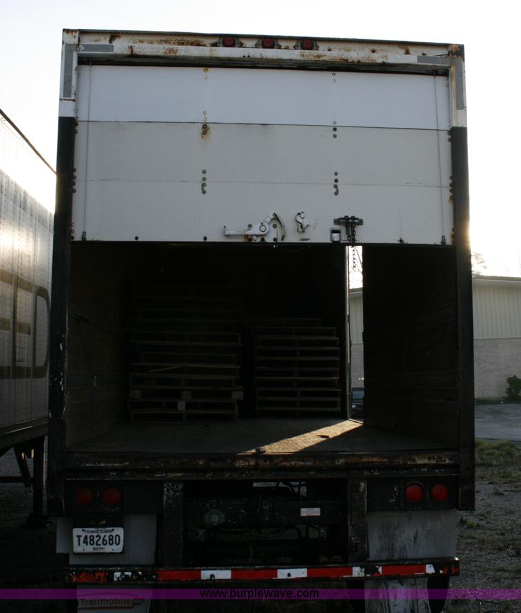 image for item A4934 1995 Trailmobile semi trailer