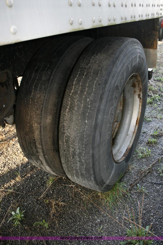 image for item A4934 1995 Trailmobile semi trailer