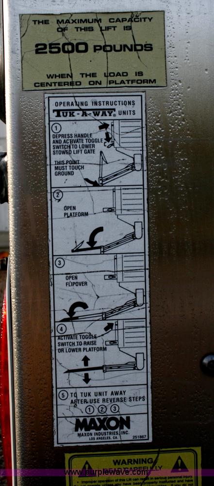 image for item A4935 2002 Freightliner FL70 box truck