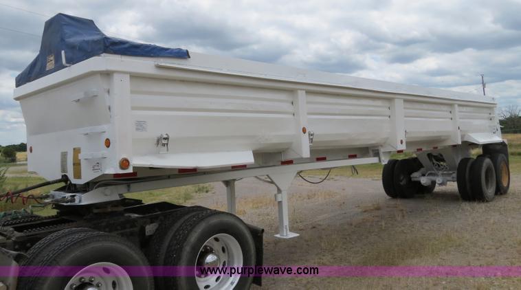 image for item B2374 1994 Lufkin 38' end dump trailer