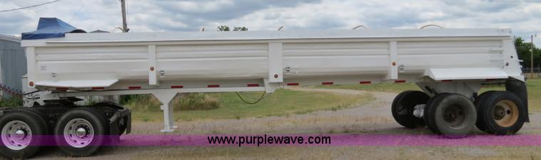 image for item B2374 1994 Lufkin 38' end dump trailer