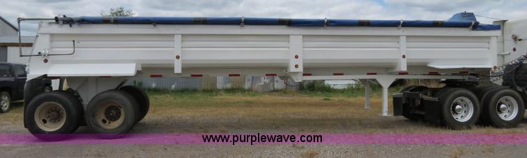 image for item B2374 1994 Lufkin 38' end dump trailer