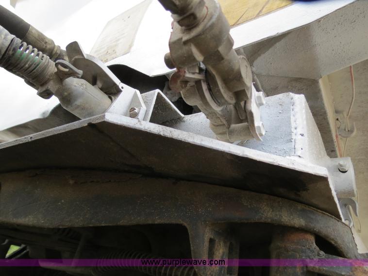 image for item B2374 1994 Lufkin 38' end dump trailer