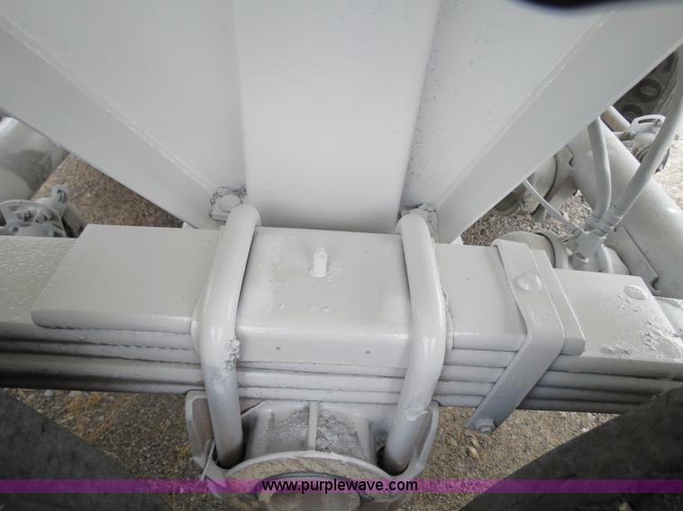 image for item B2374 1994 Lufkin 38' end dump trailer