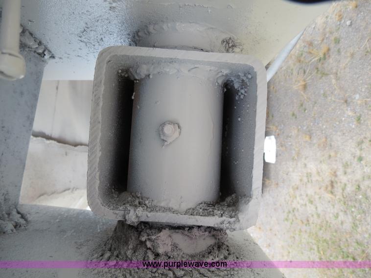 image for item B2374 1994 Lufkin 38' end dump trailer