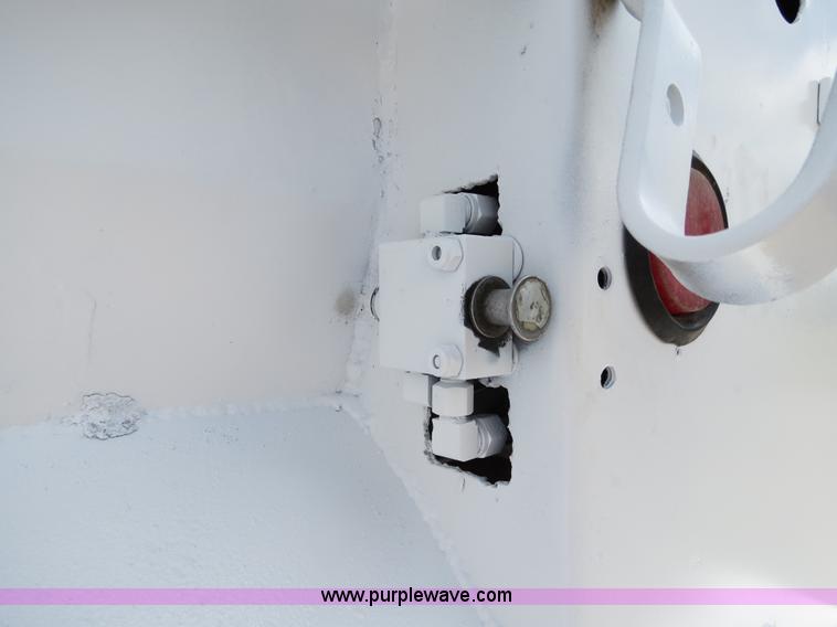 image for item B2374 1994 Lufkin 38' end dump trailer